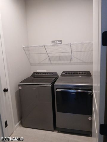 10371 Bonavie Cove DR, Fort Myers, FL 33966