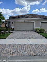 10371 Bonavie Cove DR, Fort Myers, FL 33966