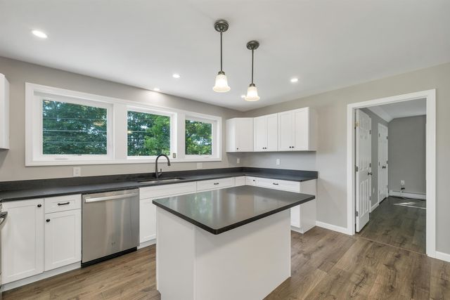 477 Province Road, Strafford, NH 03884