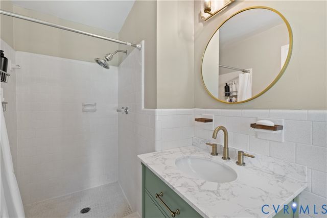113 Holly Dr, Manakin Sabot, VA 23103