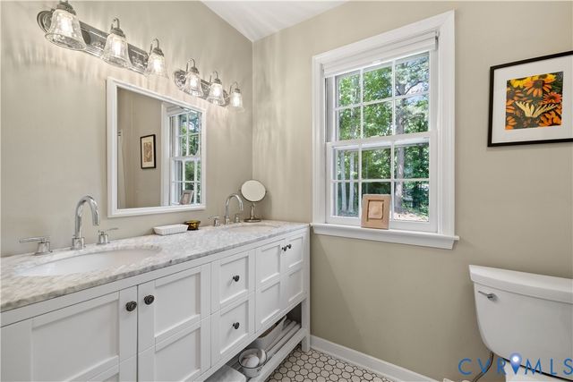 113 Holly Dr, Manakin Sabot, VA 23103