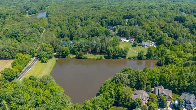 113 Holly Dr, Manakin Sabot, VA 23103