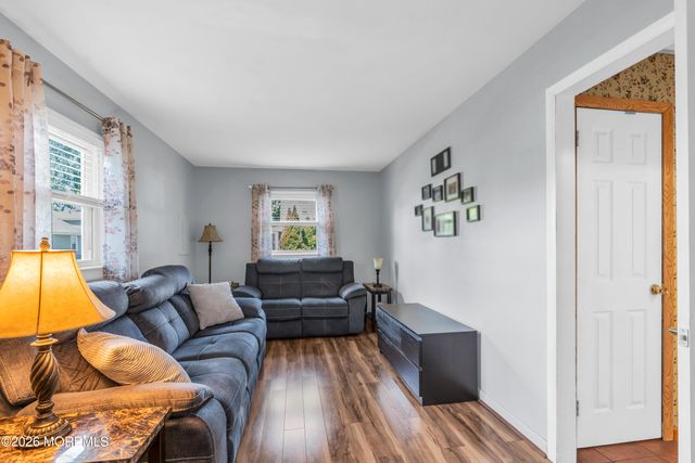 704 Monmouth Parkway, North Middletown, NJ 07748