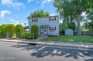 704 Monmouth Parkway, North Middletown, NJ 07748