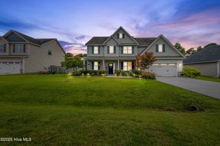 311 Catamaran Road, Swansboro, NC 28584
