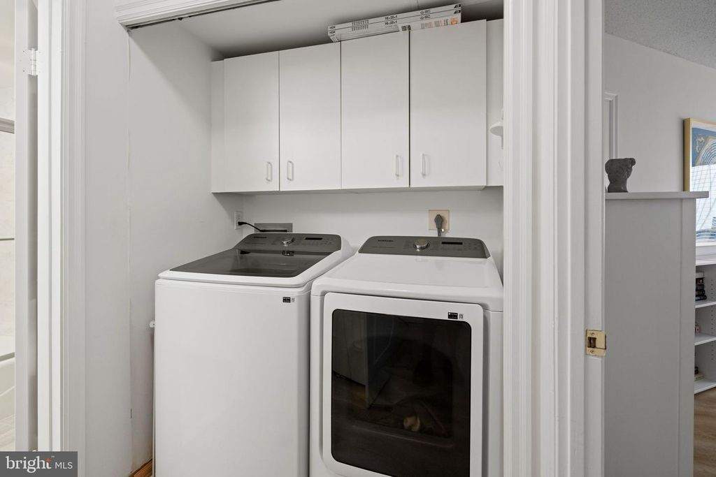 Image 56 of property listing at 5800 NICHOLSON LN #1-307, Rockville, MD 20852