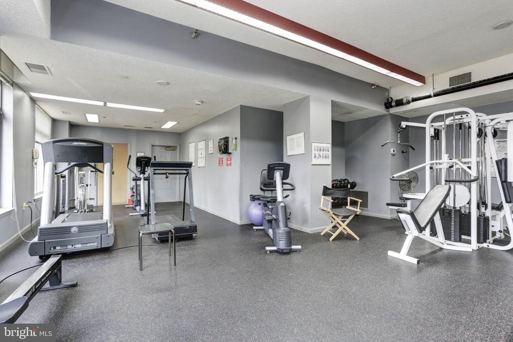 Image 64 of property listing at 5800 NICHOLSON LN #1-307, Rockville, MD 20852