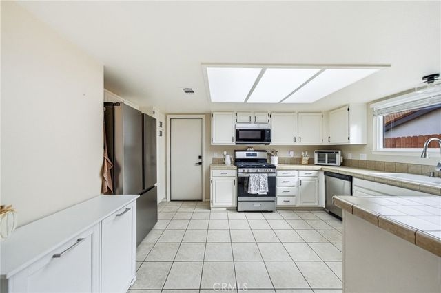 6390 Pullman Court, Riverside, CA 92505