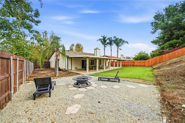 6390 Pullman Court, Riverside, CA 92505