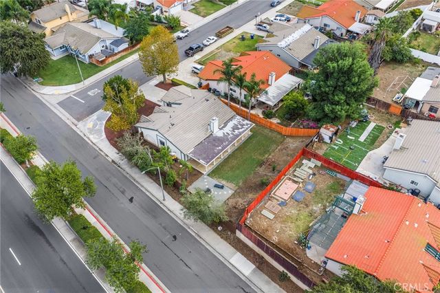 6390 Pullman Court, Riverside, CA 92505