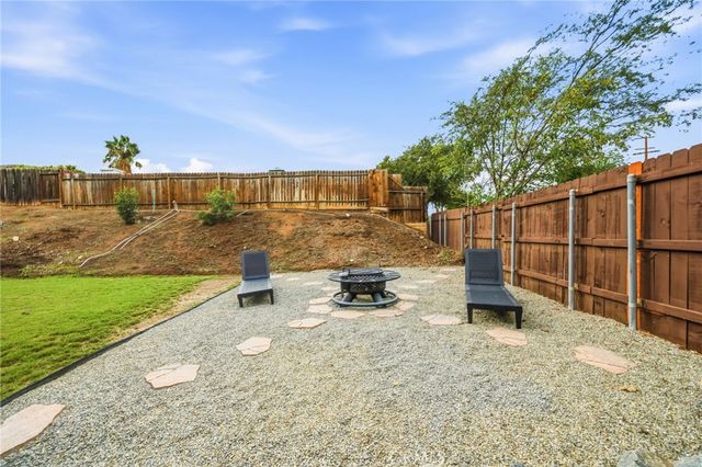 6390 Pullman Court, Riverside, CA 92505