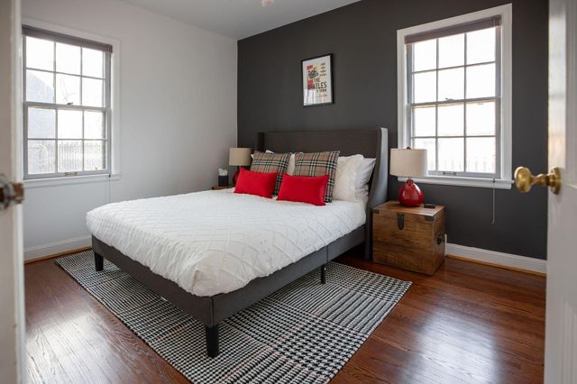 4064 Shoreline Drive, Robbinsdale, MN 55422