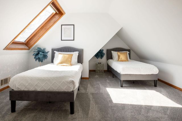 4064 Shoreline Drive, Robbinsdale, MN 55422