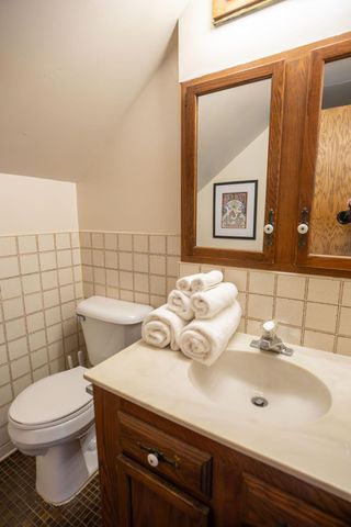 4064 Shoreline Drive, Robbinsdale, MN 55422