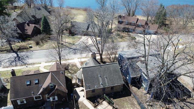 4064 Shoreline Drive, Robbinsdale, MN 55422