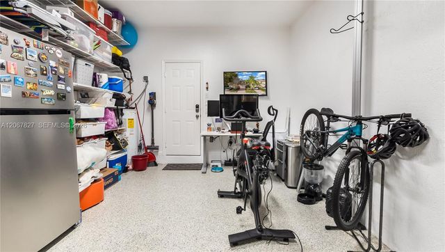 3889 Tree Top Drive 3889, Weston, FL 33332