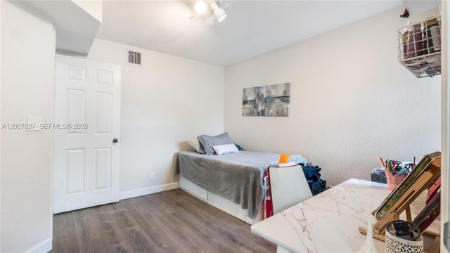 3889 Tree Top Drive 3889, Weston, FL 33332