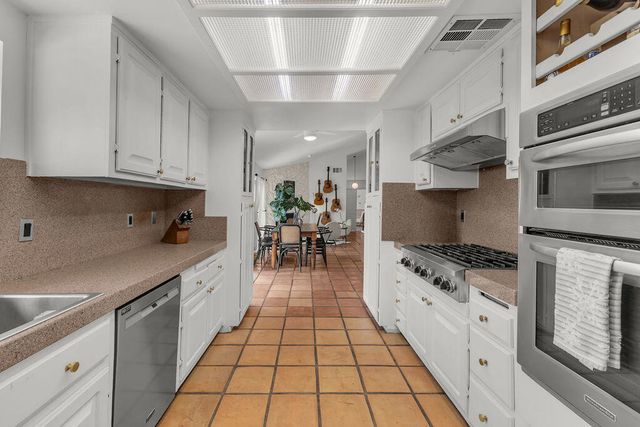 42710 Sandy Bay Road, Bermuda Dunes, CA 92203