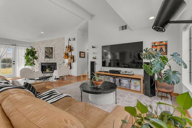 42710 Sandy Bay Road, Bermuda Dunes, CA 92203