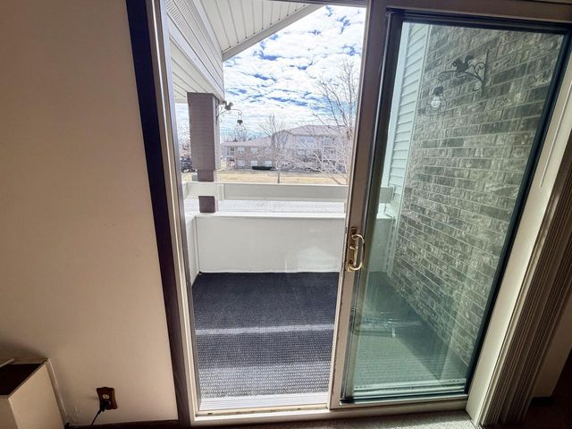 10810 W Donna DRIVE, Milwaukee, WI 53224