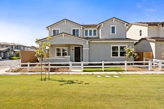 1107 Dana Lane W, Madera, CA 93636