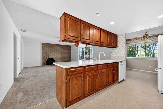 7624 Larkspur Ln, Orangevale, CA 95662