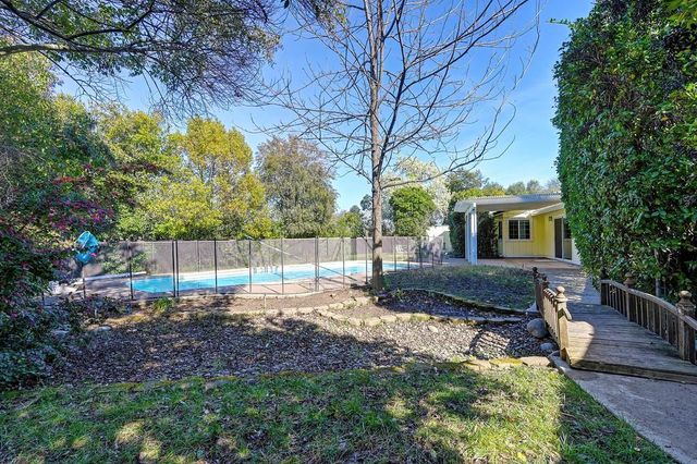 7624 Larkspur Ln, Orangevale, CA 95662