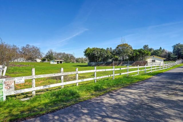 7624 Larkspur Ln, Orangevale, CA 95662