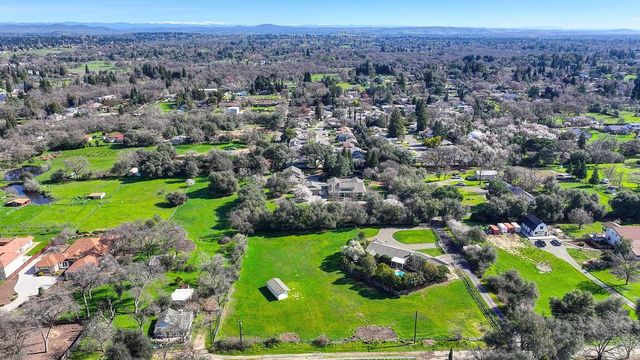 7624 Larkspur Ln, Orangevale, CA 95662