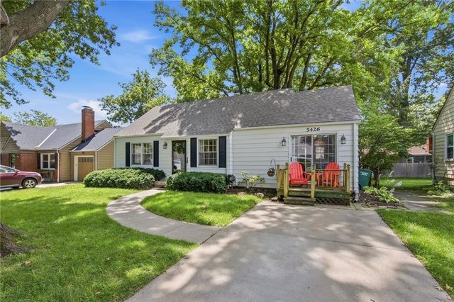 5426 Juniper Drive, Roeland Park, KS 66205