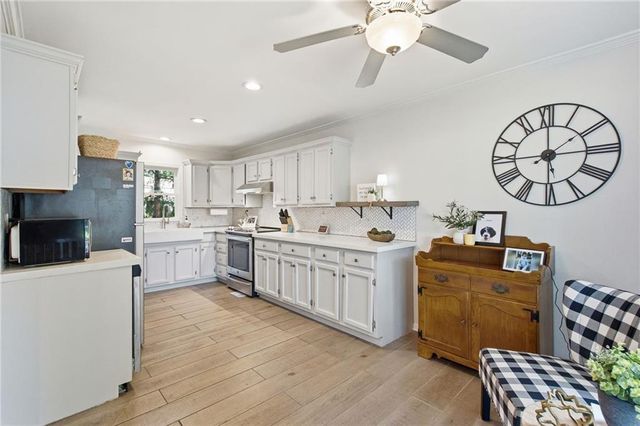 5426 Juniper Drive, Roeland Park, KS 66205