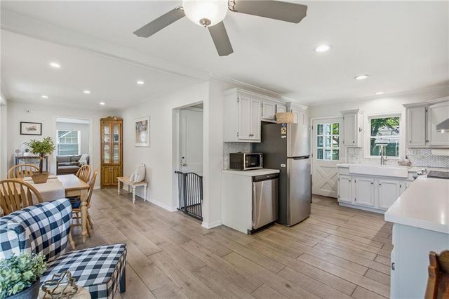 5426 Juniper Drive, Roeland Park, KS 66205
