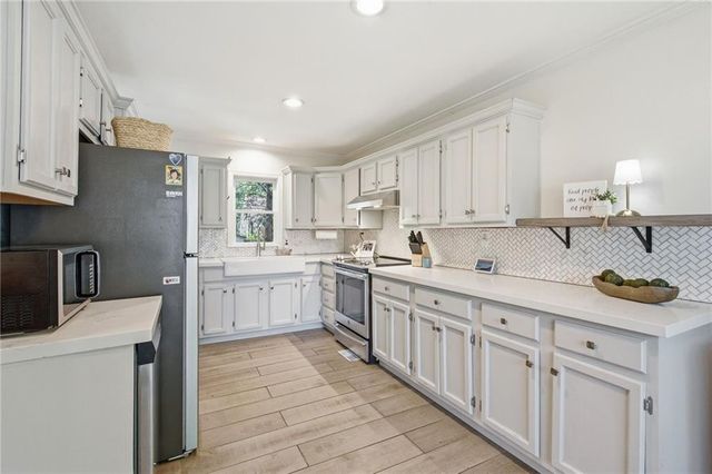 5426 Juniper Drive, Roeland Park, KS 66205