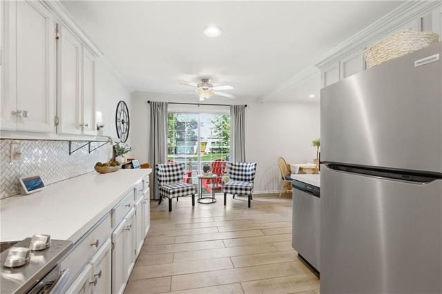 5426 Juniper Drive, Roeland Park, KS 66205