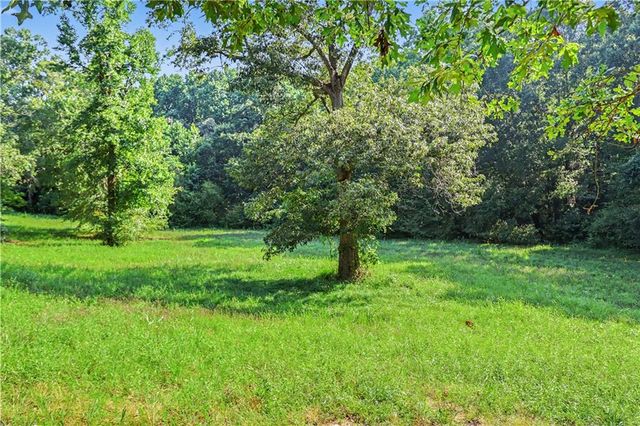 235 Minish Lake Road, Commerce, GA 30530