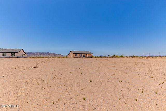 1545 S 391st Avenue, Tonopah, AZ 85354