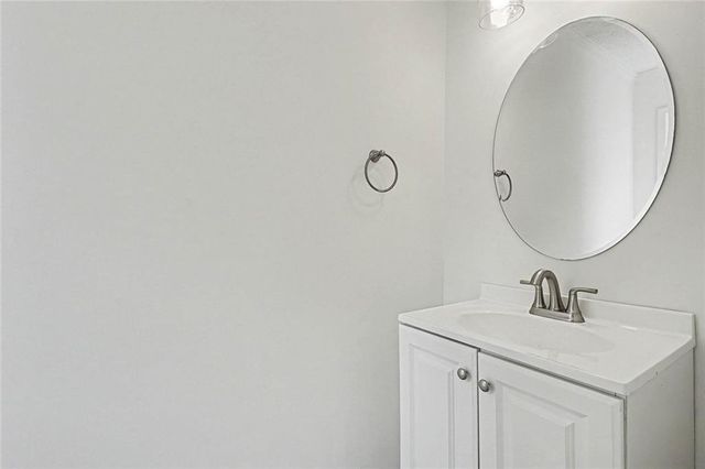 3855 Laurel Falls Drive, Snellville, GA 30039