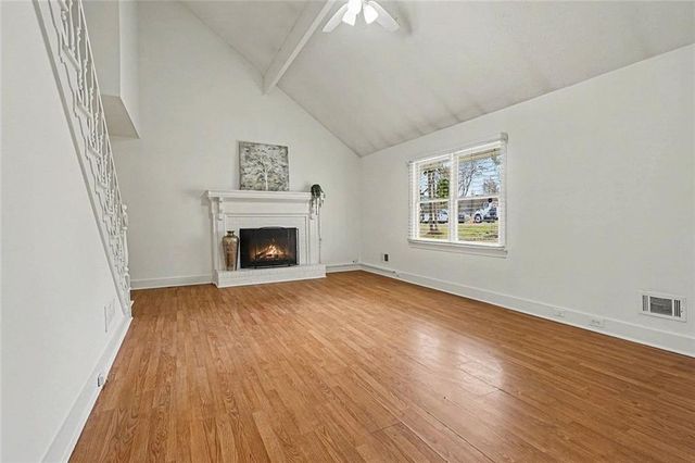 3855 Laurel Falls Drive, Snellville, GA 30039