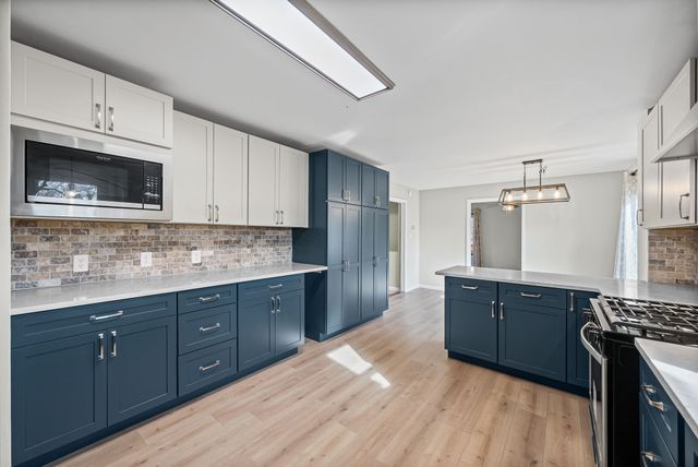 3012 Cox Mill Rd, Hopkinsville, KY 42240