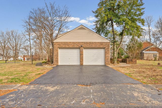 3012 Cox Mill Rd, Hopkinsville, KY 42240