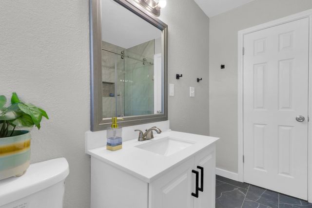 1208 Hansboro Avenue, Dallas, TX 75224