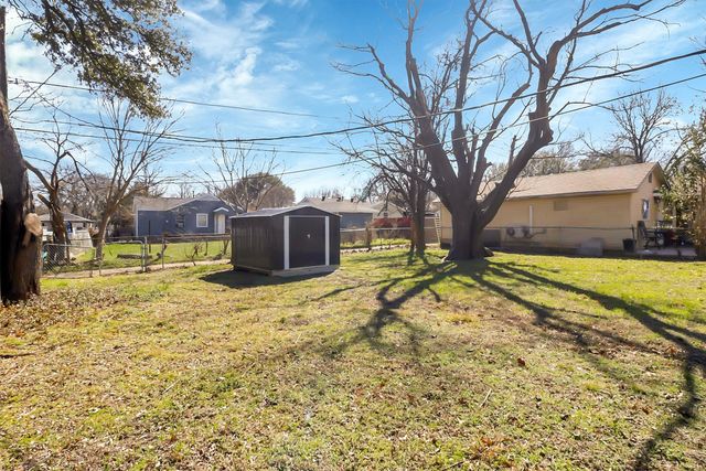 1208 Hansboro Avenue, Dallas, TX 75224