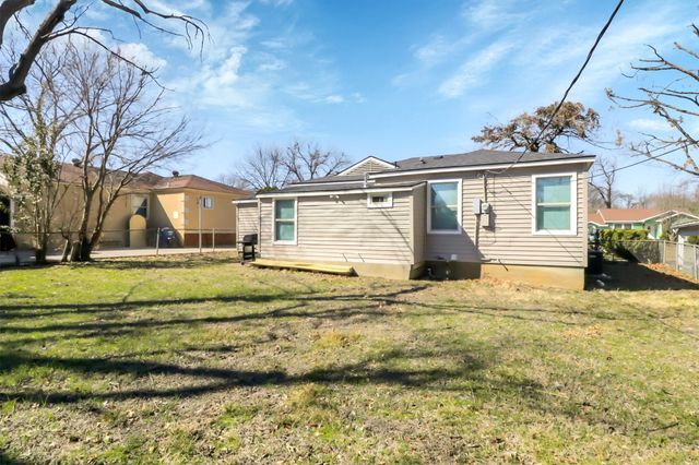 1208 Hansboro Avenue, Dallas, TX 75224