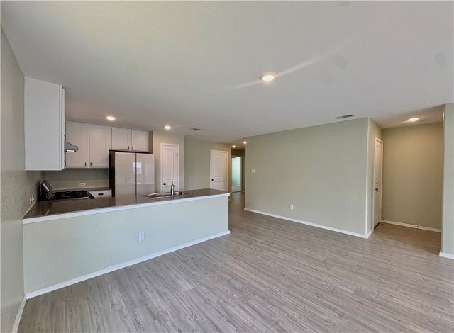 1109 Demeter Dr, Portland, TX 78374