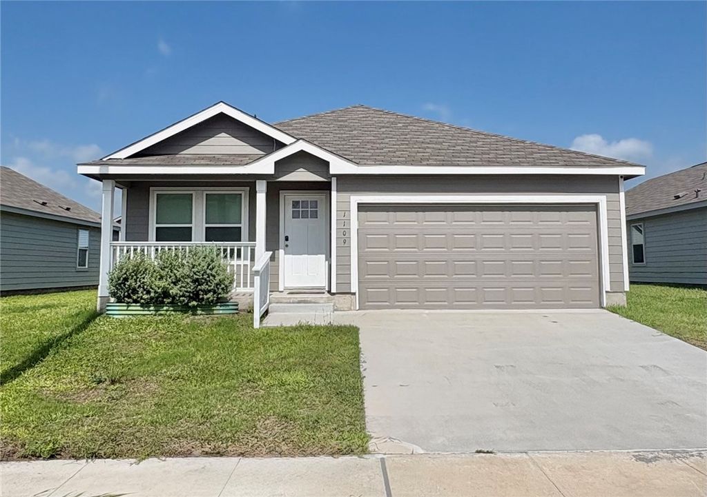 1109 Demeter Dr, Portland, TX 78374