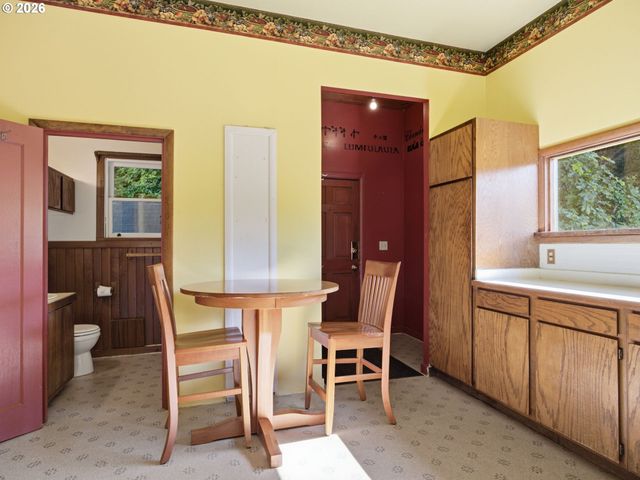 1829 IRVING Ave, Astoria, OR 97103