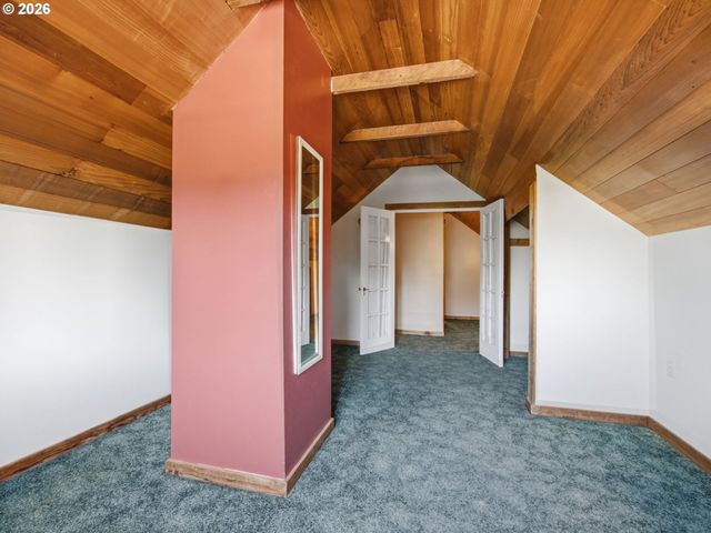 1829 IRVING Ave, Astoria, OR 97103