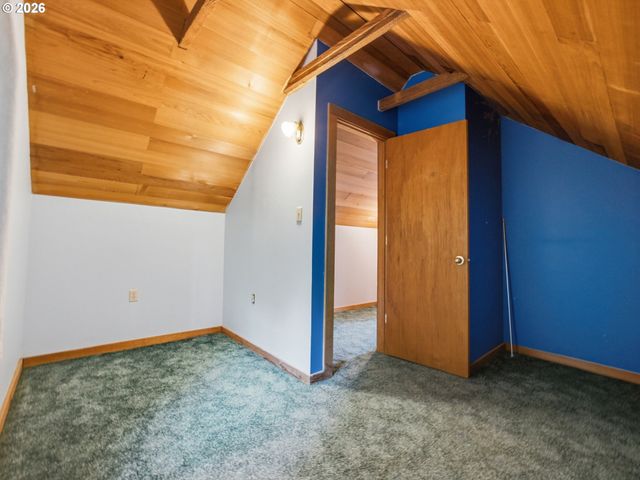 1829 IRVING Ave, Astoria, OR 97103