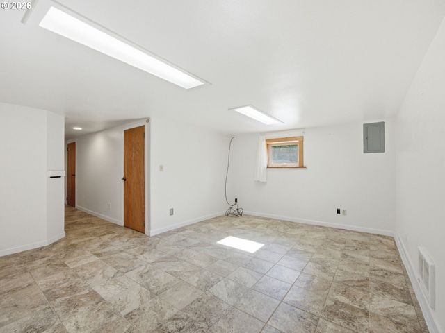 1829 IRVING Ave, Astoria, OR 97103