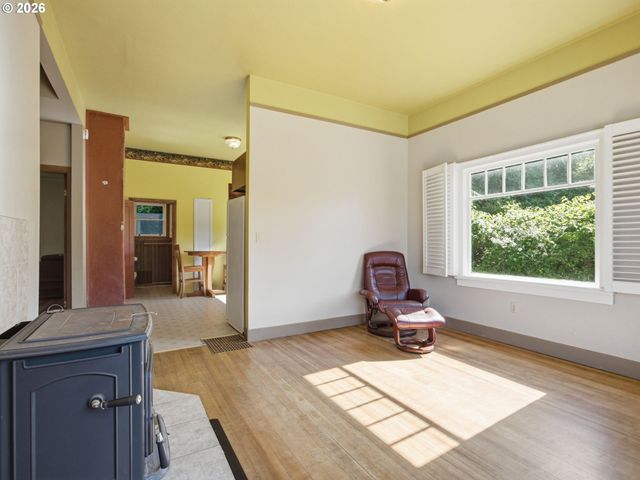 1829 IRVING Ave, Astoria, OR 97103